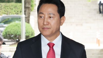 특검, '여론조사비 대납 의혹' 오세훈에 징역 1년6개월 구형